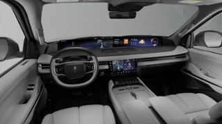 2026 Lincoln Lincoln Navigator Internal Image 2